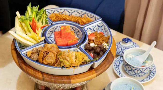 คลายร้อน เย็นฉ่ำชื่นใจ กับข้าวแช่โบราณ โรงแรมเซ็นทาราแกรนด์ฯ เซ็นทรัลเวิลด์