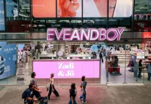 ปักหมุด! จุดเช็กอินใหม่ใจกลางสยาม แหล่งช้อปสายบิวตี้วัยเรียน พบกับ Zadi & Jo Glow Station เปิดแล้วที่ EVEANDBOY Centerpoint Siam Square