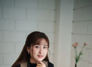 เก่งครบเครื่อง “สอง- ฐิติรัตน์” เจ้าของเพลง “รักเจ้าเอย” กับอีกหนึ่งบทบาทของการเป็นอาจารย์สอนเทรดหุ้น