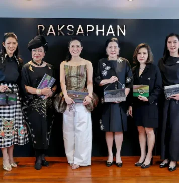 ‘RAKSAPHAN’ เปิดฉากคอลเลกชันระดับมาสเตอร์พีซคอลเลกชันแรก รังสรรค์ “ผ้าลายน้ำไหล” สู่ชิ้นงานศิลปะสะสมสุดลิมิเต็ด ถ่ายทอดภูมิปัญญาท้องถิ่นสู่สุนทรียภาพระดับสากล