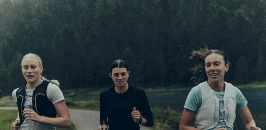 ไนกี้เปิดตัวคอลเลกชัน NikeLab Running ผสานสมรรถนะ งานฝีมือ และสไตล์ไว้ในทุกก้าวของการวิ่ง